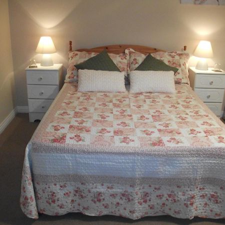 Rocksberry Bed & Breakfast Castlebar Exterior foto