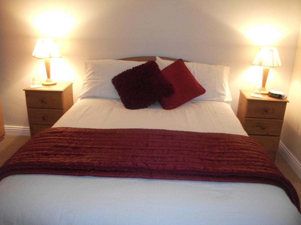 Rocksberry Bed & Breakfast Castlebar Exterior foto